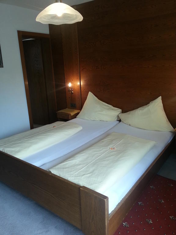 Hotel Garni Dietrich Ζέεφελντ Εξωτερικό φωτογραφία